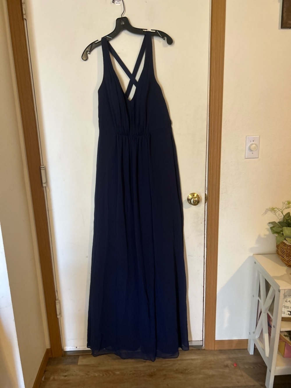 White by Ver Wang Size 6 Navy Crisscross Back Bridesmaid/wedding guest